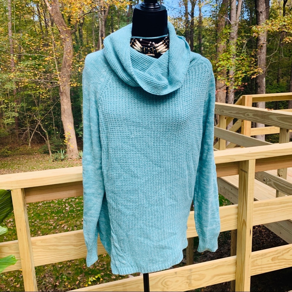 Croft & Barrow Crowl neck sweater
